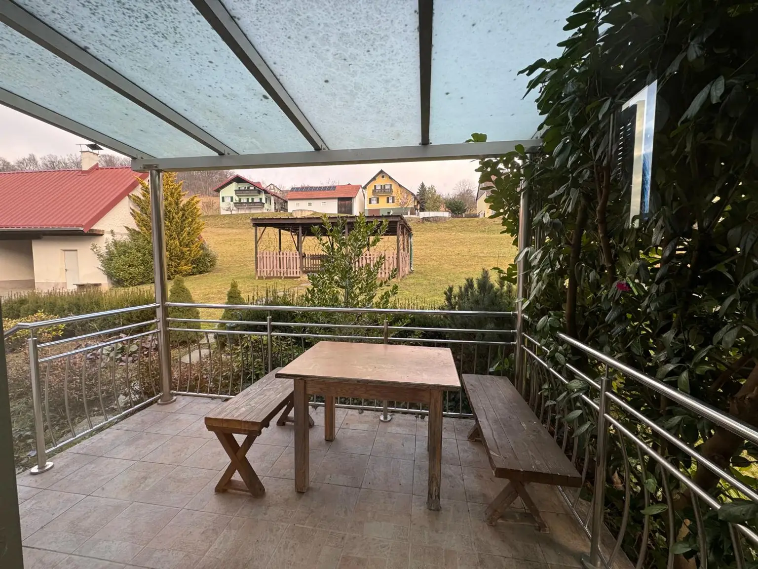 Blick auf die Terrasse