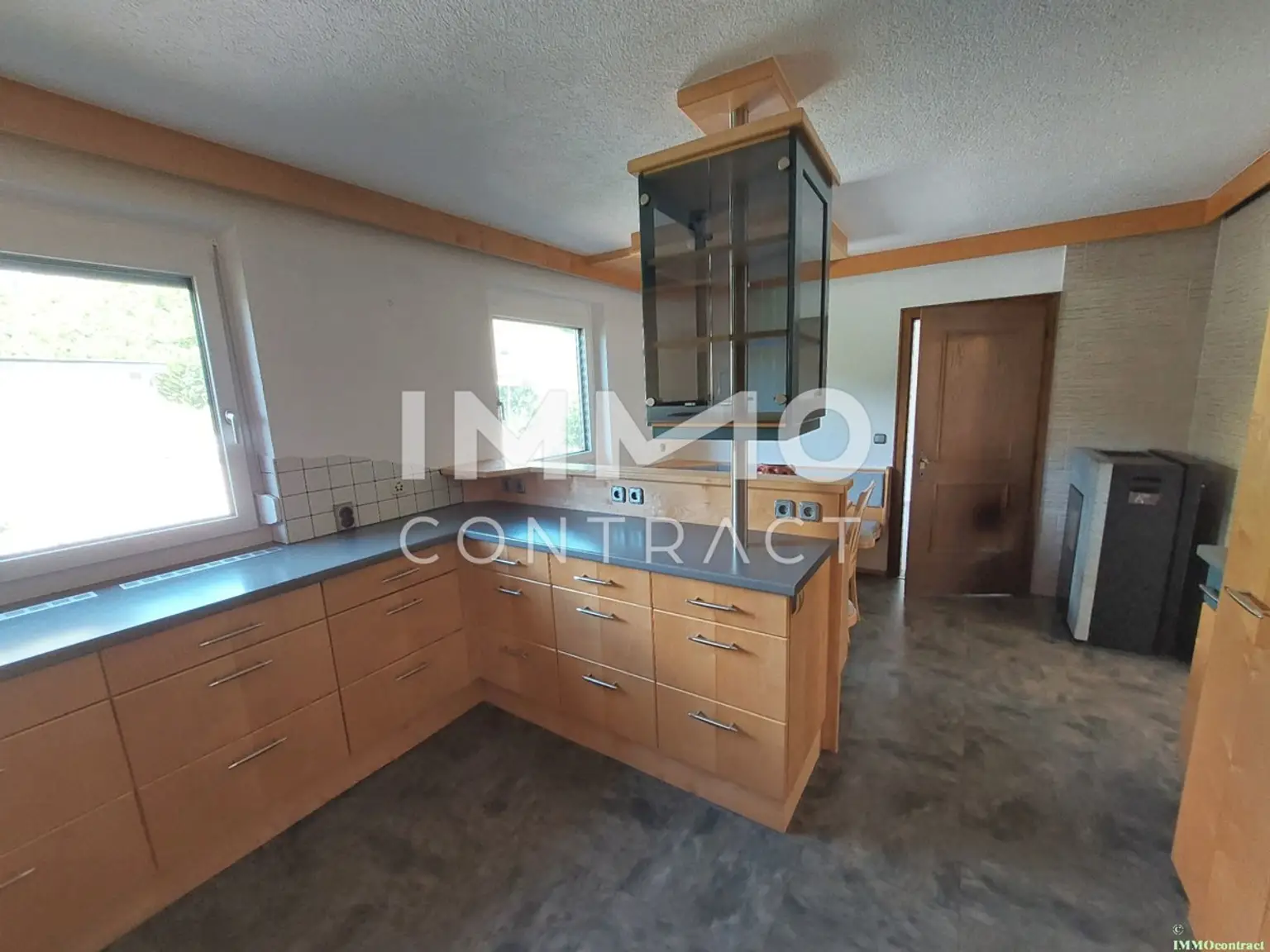Bungalow mit Pool, Garage zu mieten in idyllischer Landschaft im Raum Rosenau/Bruckbach - Ruhelage