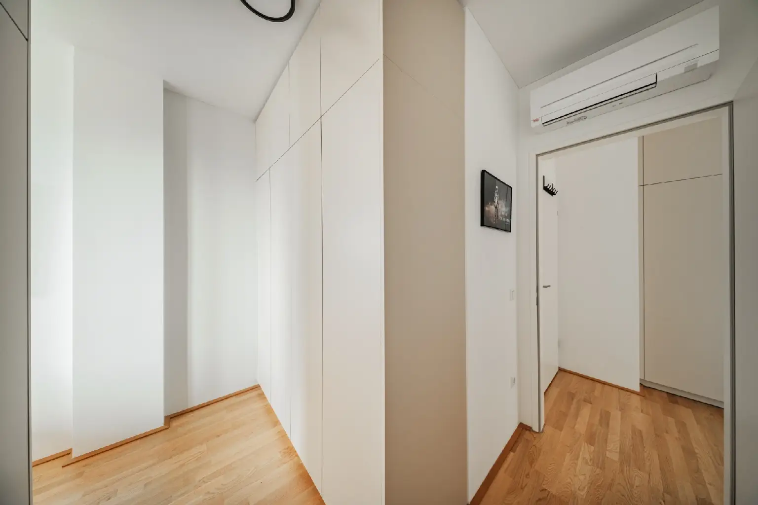 Penthouse im 34. OG mit Terrasse I 360° Wienblick I Designküche I TG Platz mit E-Ladestation