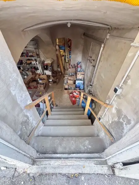 PROVISIONSFREI! Lager / Magazin mit 46,51 m2 Nutzfläche und Strassenzugang zu vermieten! Nahe Hannovermarkt!