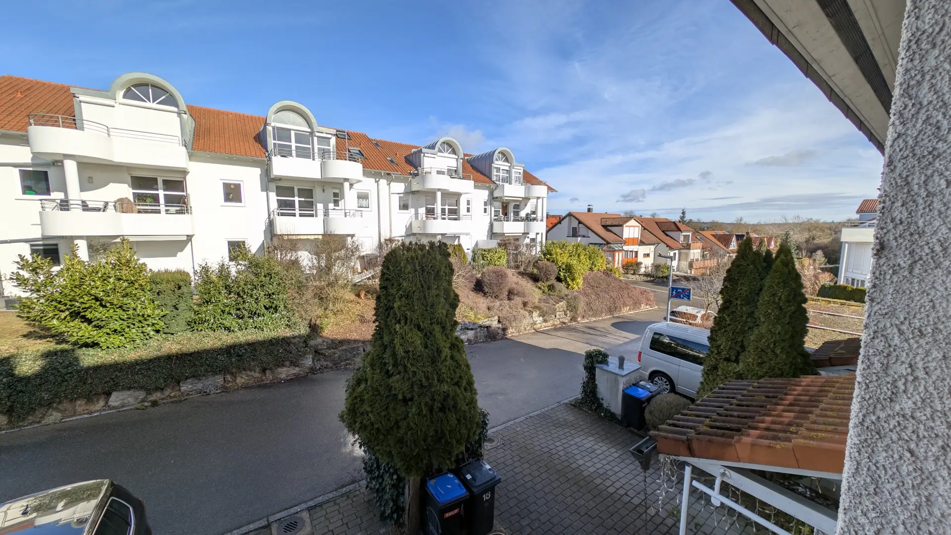 Blick in die Hofeinfahrt