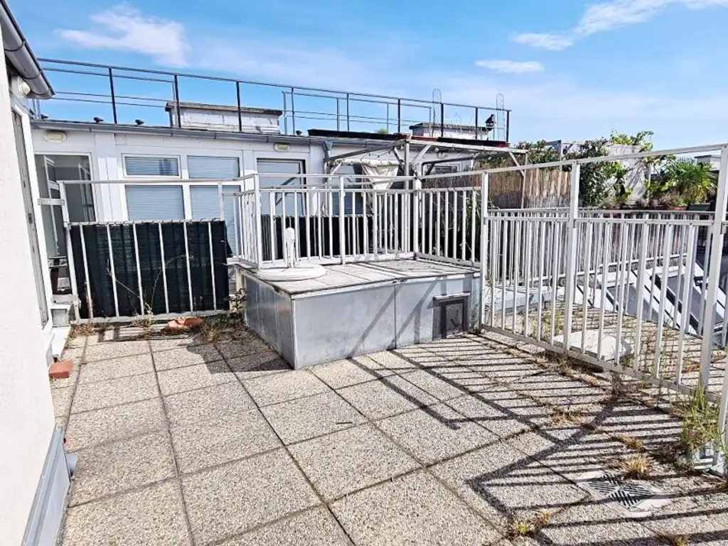 TERRASSENHIT, DACHGESCHOSS, 81 m2 Maisonette mit 12 m2 Terrasse, 3 Zimmer, Küche, Galerie, Wannenbad, Augarten-Nähe