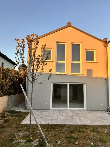 Alleineigentum ! Wohnen am See in einer Oase der Ruhe - mit 155 m2 Wohnfläche auf 2 Etagen zum Familienglück