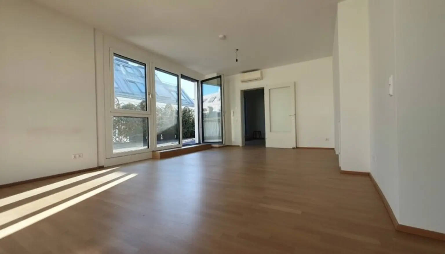 Beeindruckende Neubau Dachterrassenwohnung in Toplage mit Garage!