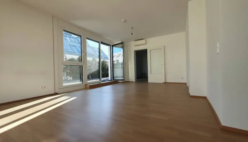 Beeindruckende Neubau Dachterrassenwohnung in Toplage mit Garage!