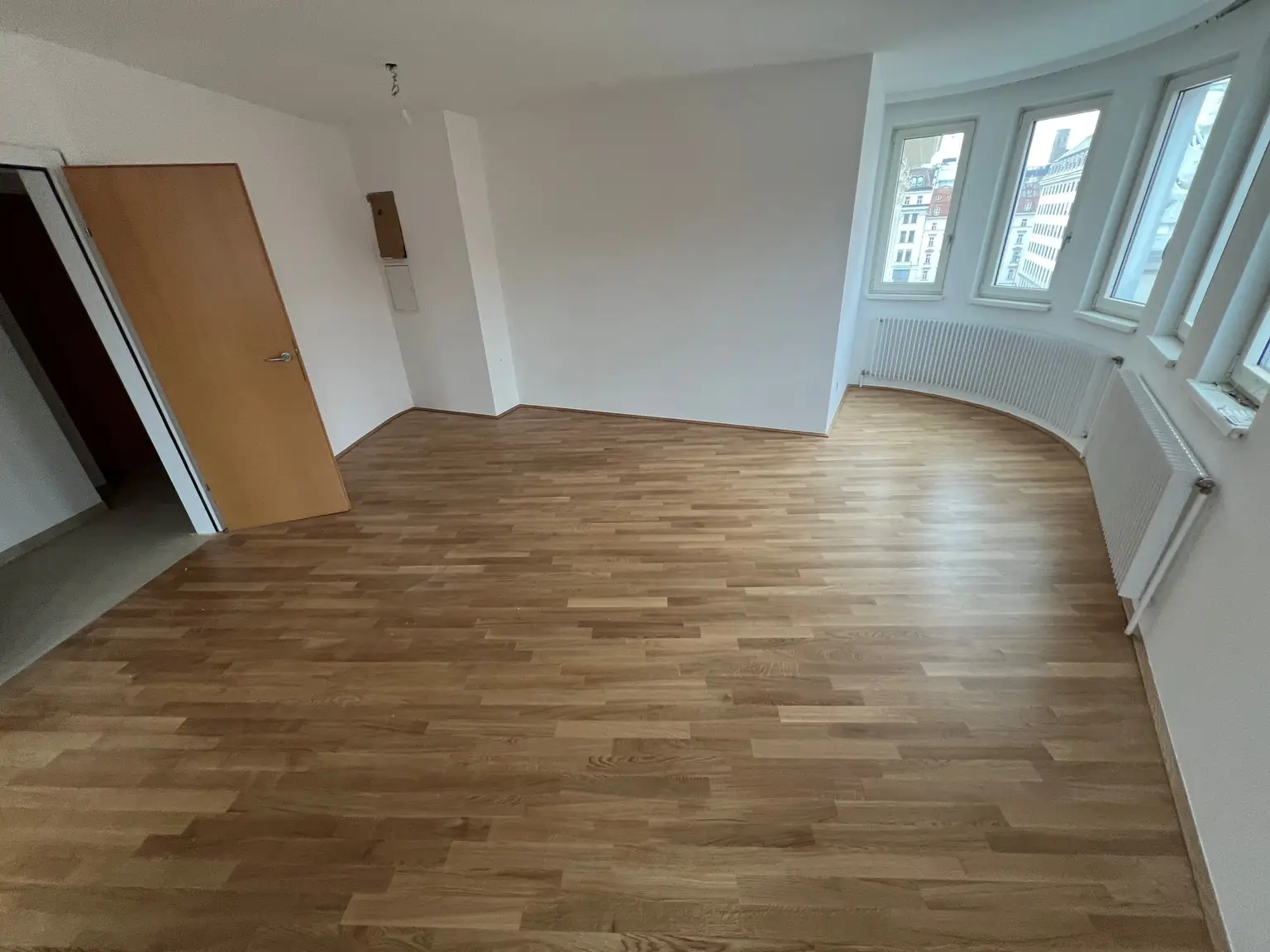 Under Construction: Cosy Apartment mit Terrasse