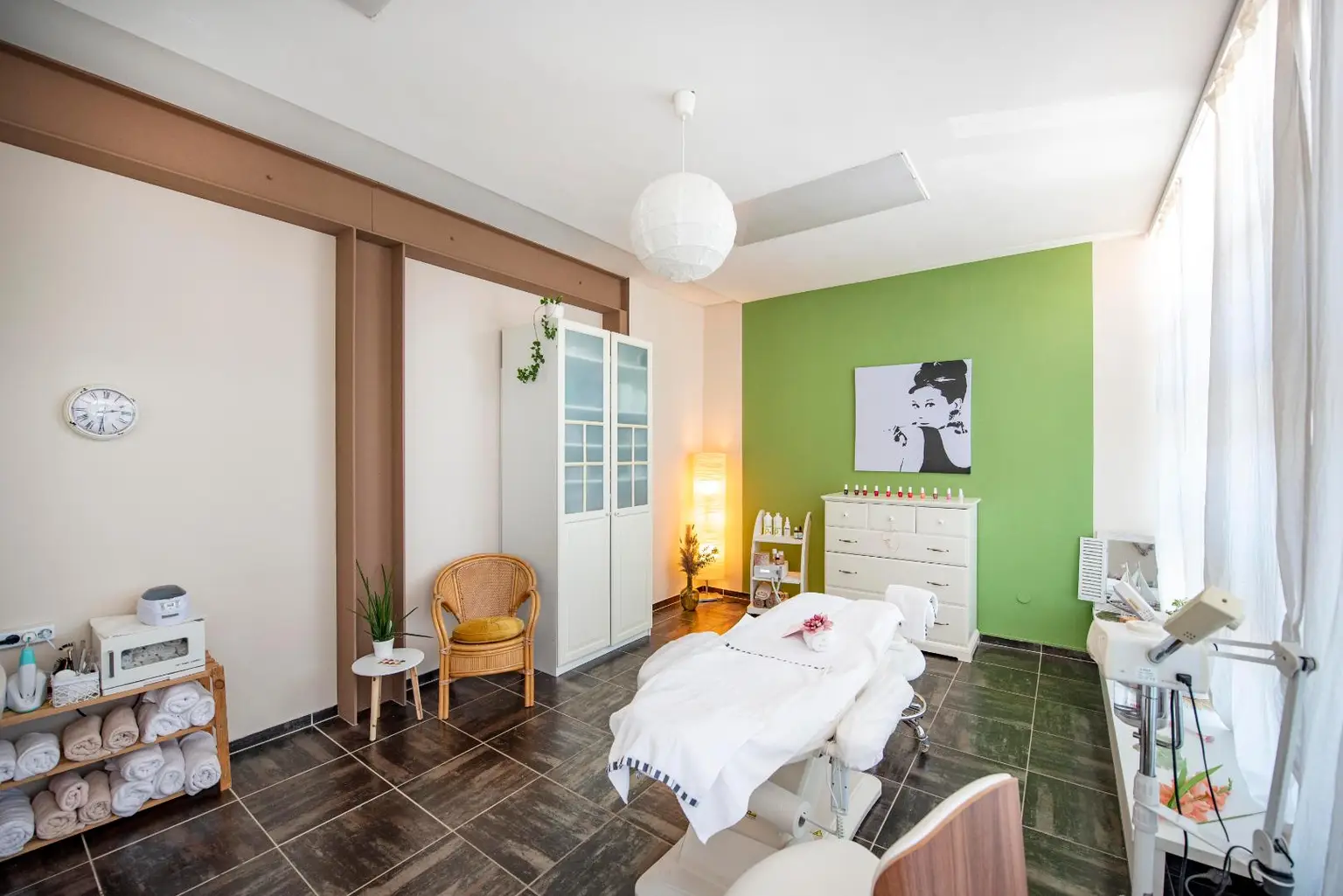 Behandlungsraum/Büro