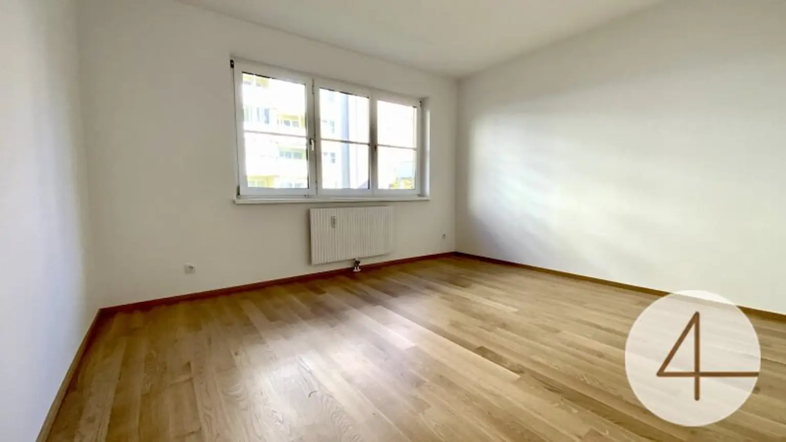 U4 fußläufig erreichbar - Familienjuwel in grüner Ruhelage mit Loggia - neuwertig