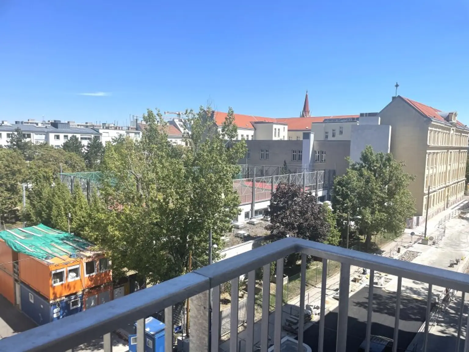 2-Zimmer Wohnung in TOP Lage - sehr begehrt nahe der U-Bahn - ab 01.10