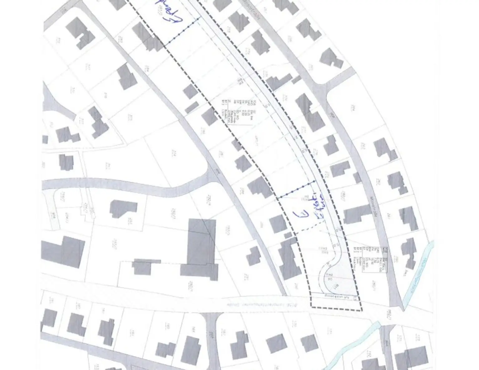 Großflächiges Baugrundstück für Wohnbau unweit von Salzburg !!!