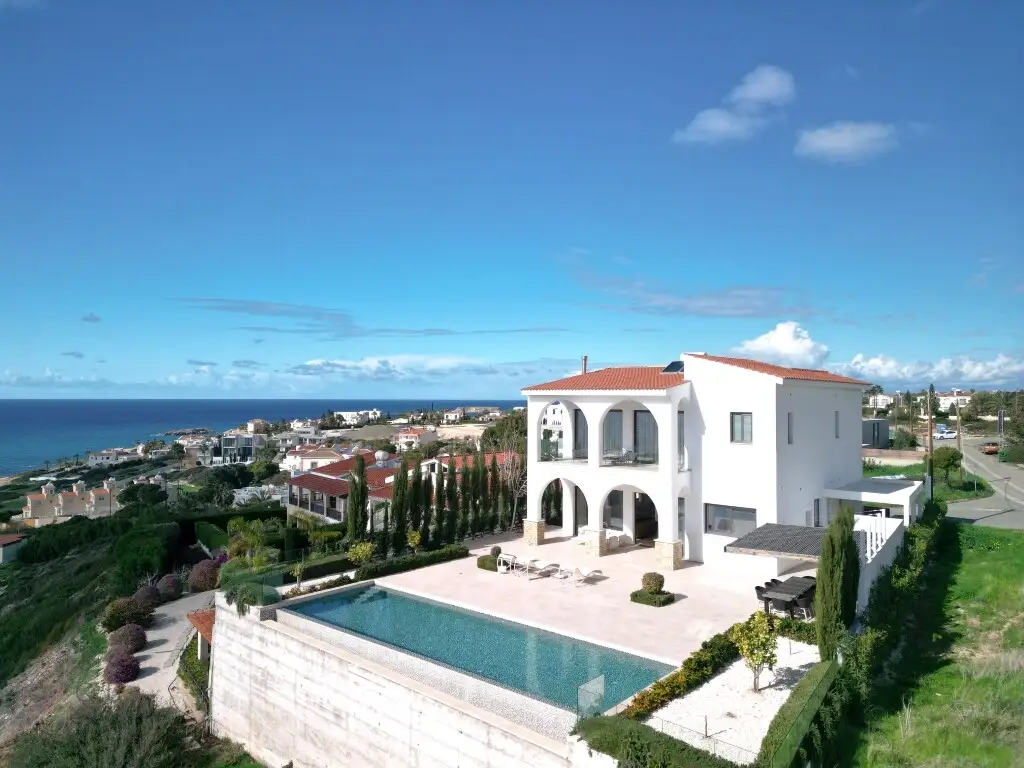 Sea Caves, Pegeia – Ihr exklusiver Rückzugsort auf Zypern