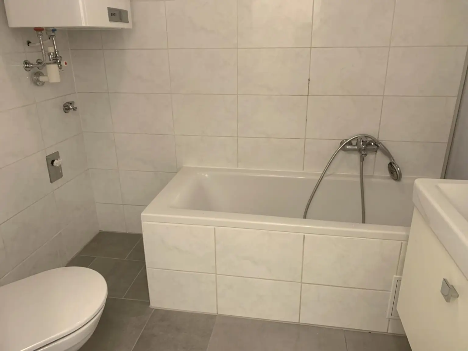2-Zimmerwohnung mit Balkon und Parkplatz