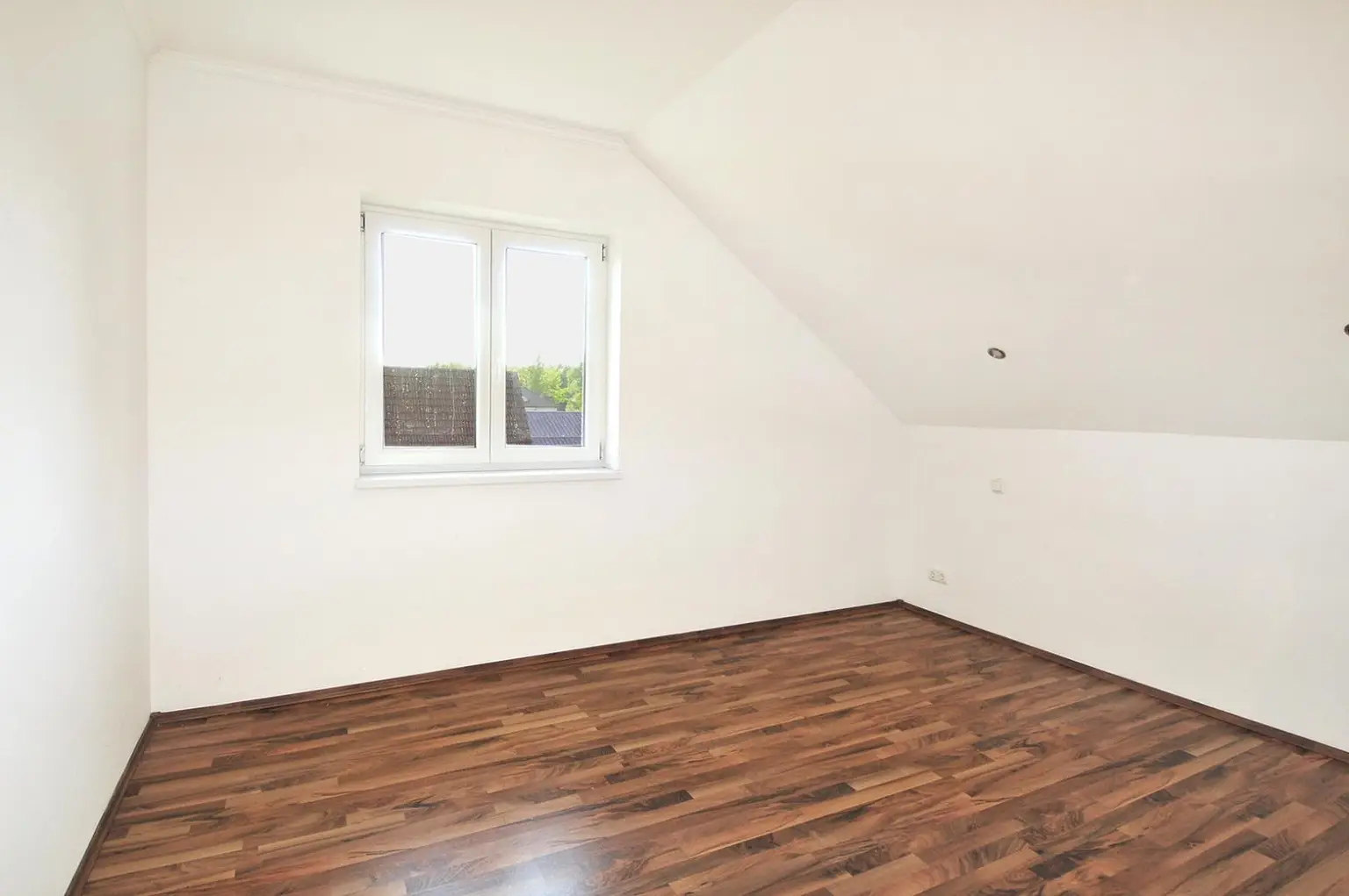 Schlafzimmer TOP 2