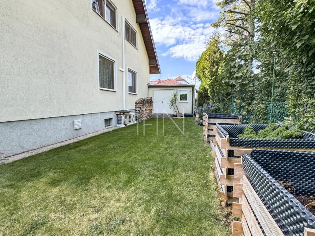Einfamilienhaus mit Pool, Wellness & großem Garten in Hennersdorf