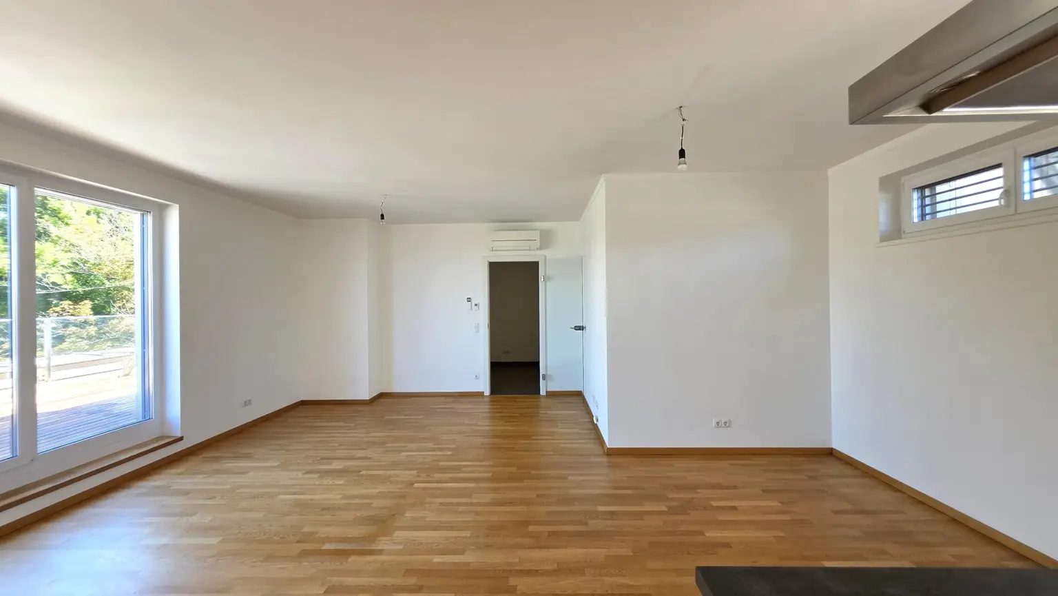 Maria Enzersdorf - Schlosspark!!! Stylische Neubauwohnung + MEGA Dachterrasse + Grün- und Weitblick!