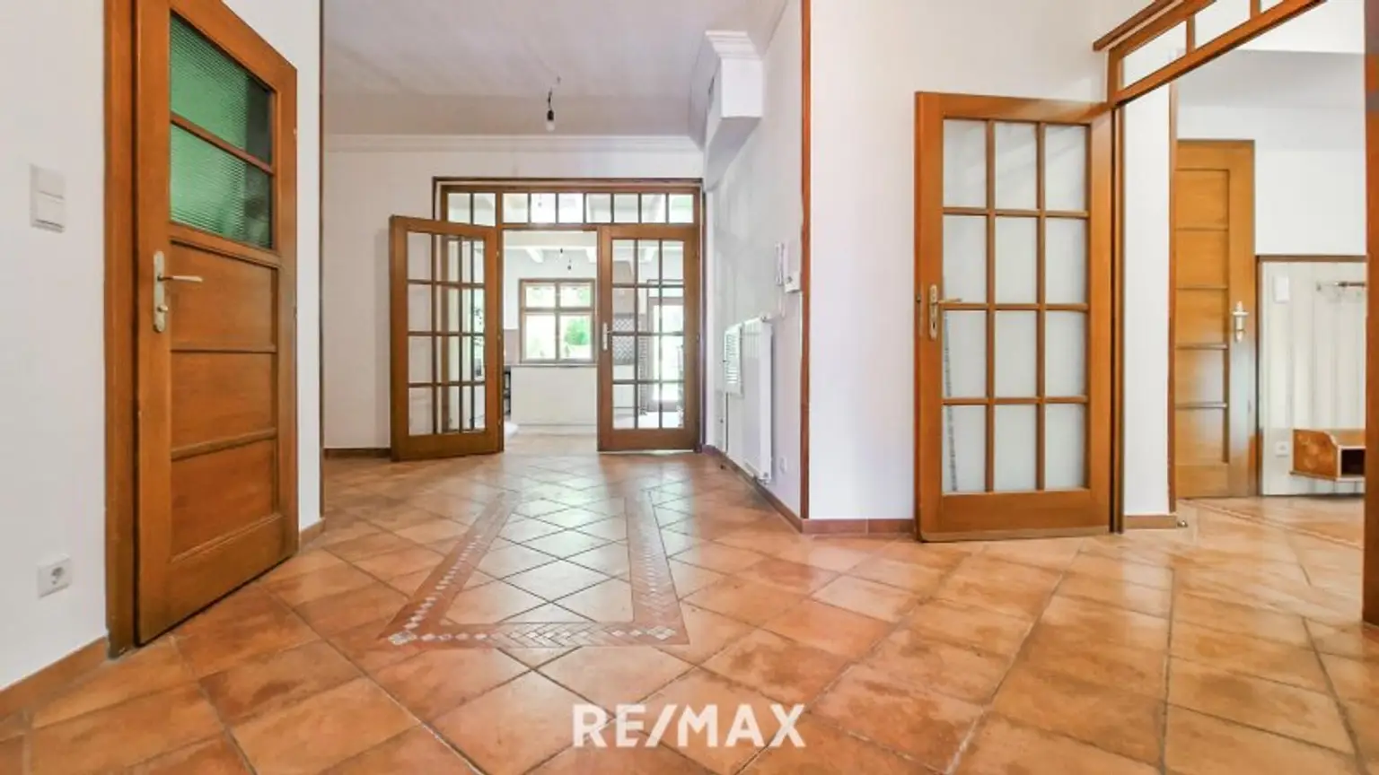 DIELE (HOCHPARTERRE)