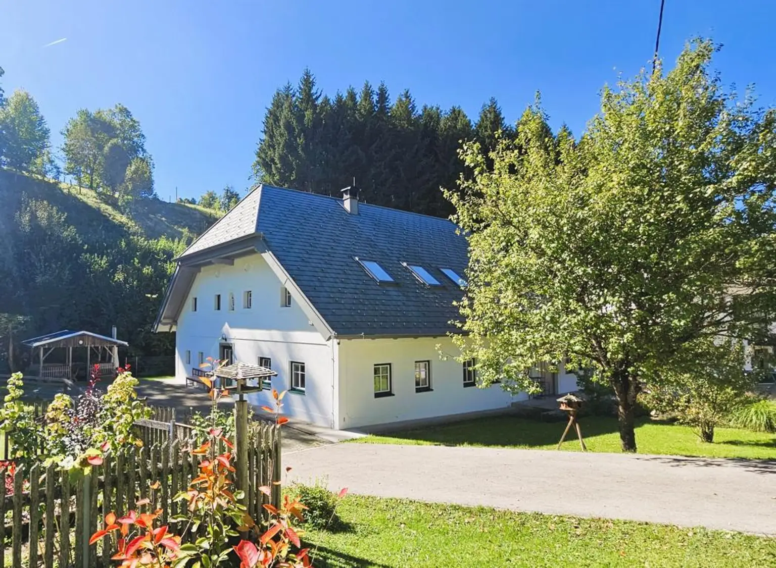 Ein Juwel des 18. Jahrhunderts – Historisches Anwesen  mit modernem Wohntraum und idyllischem Grundstück