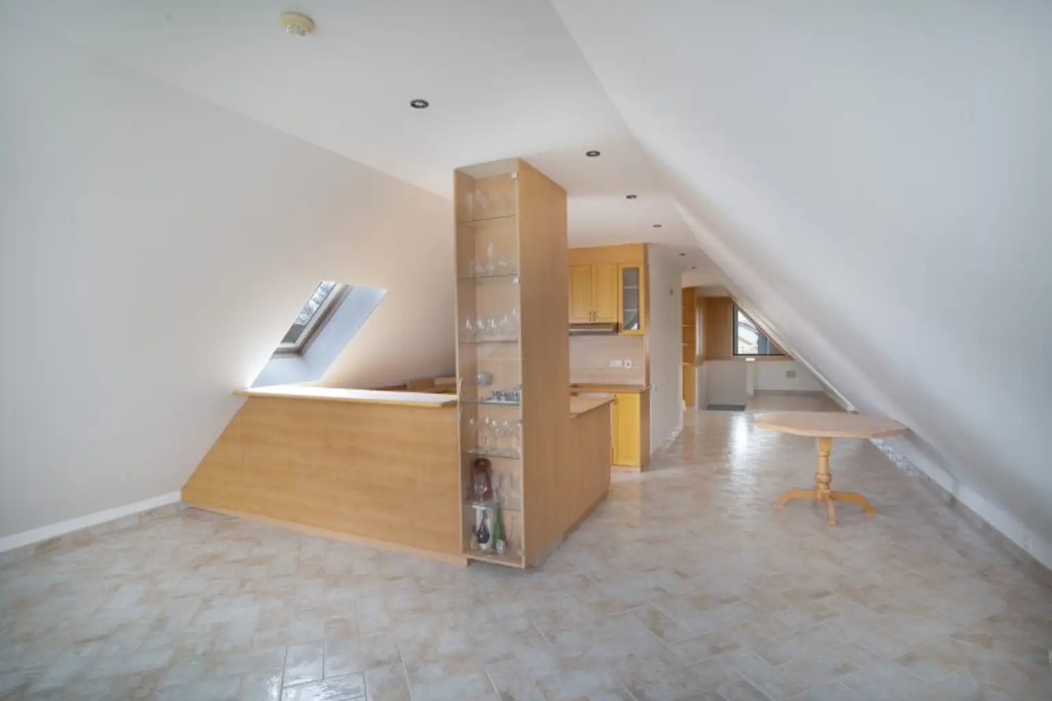 Großzügiges Büro/ Praxis in Bratislava!