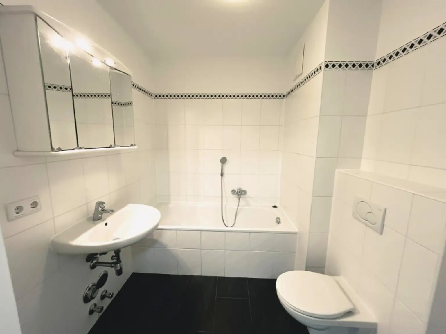 NEUBAU! Helle 2-Zimmer-Wohnung mit Wohnküche!