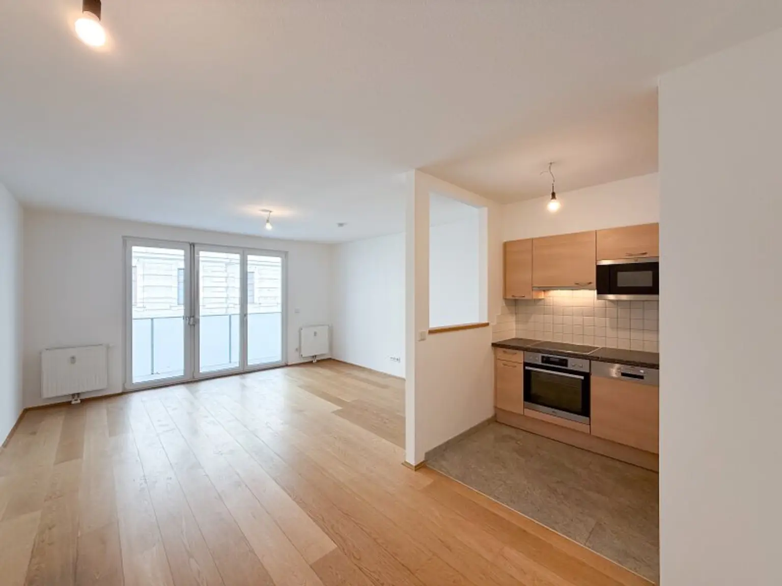 Attraktive 2-Zimmer Wohnung mit Loggia im 16.Bezirk - zu verkaufen!