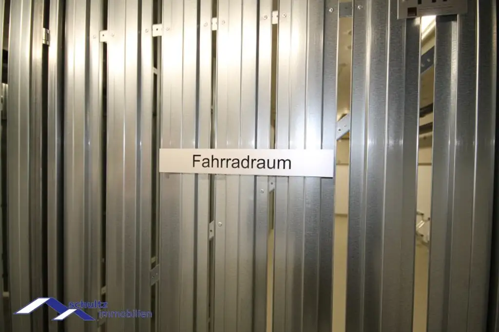 SCHULTZ IMMOBILIEN  - Traumhafte 2-Zimmer Wohnung mit Balkon!