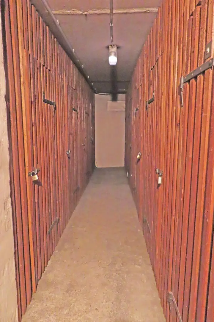 Keller
