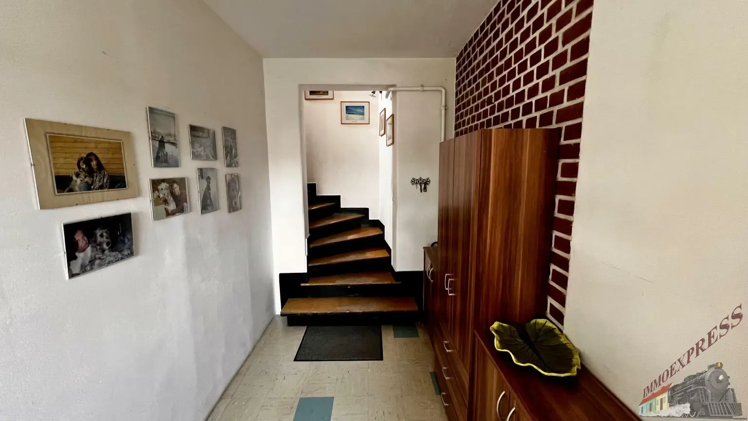 4-Zimmer-Dachgeschoß-Wohnung PLUS Garten im Naturparadies