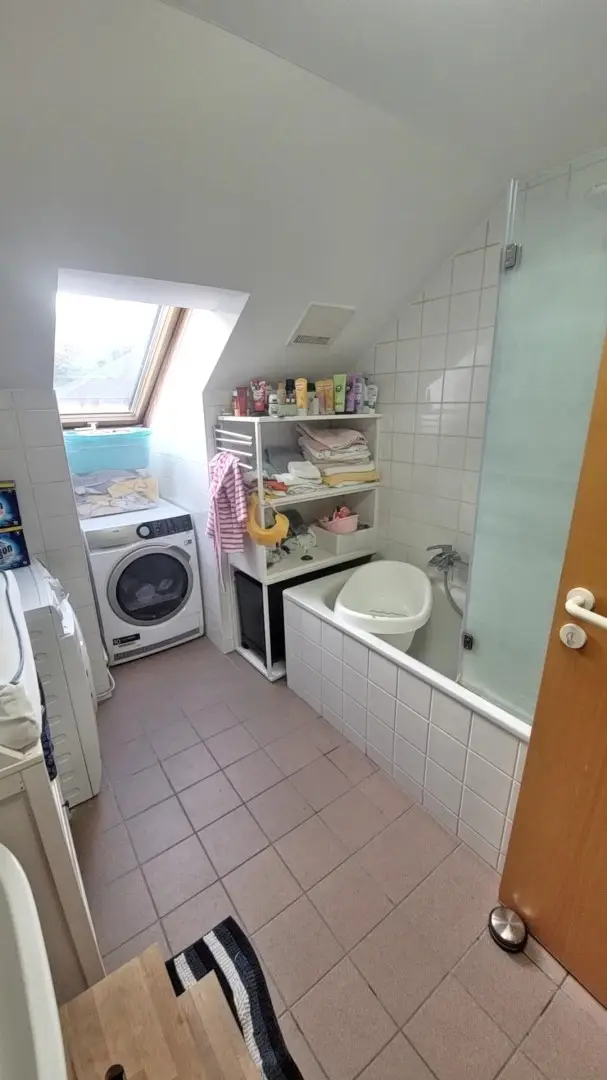 ENNS - Helle, großzügige 3-Zimmerwohnung mit zwei Balkonen und KFZ-Stellplatz!