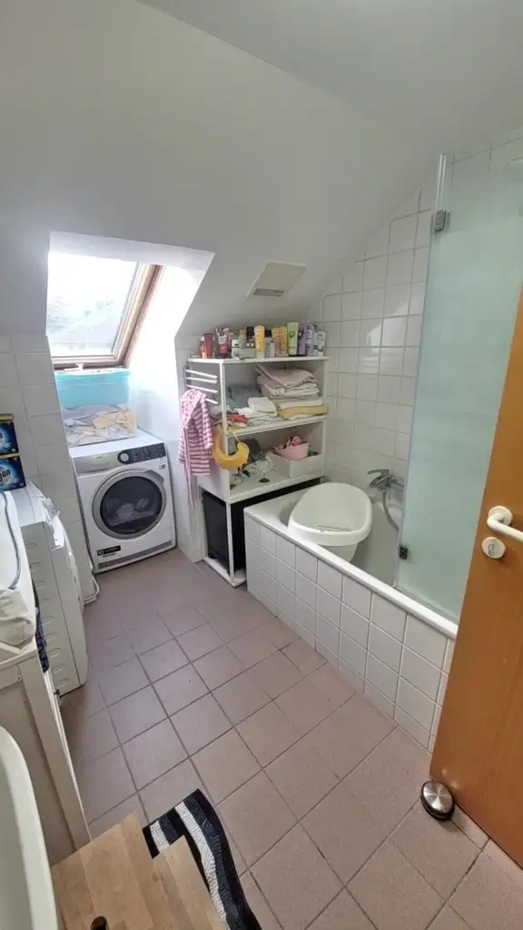 ENNS - Helle, großzügige 3-Zimmerwohnung mit zwei Balkonen und KFZ-Stellplatz!