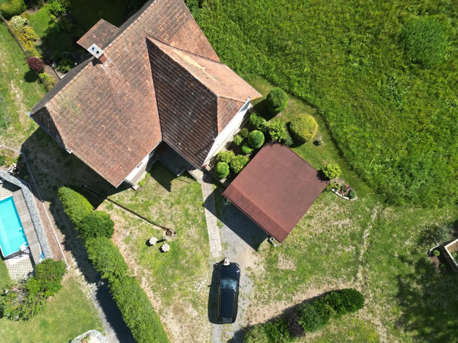 Übelbach, Wohnhaus zum sanieren mit großem Grundstück in Grünlage
