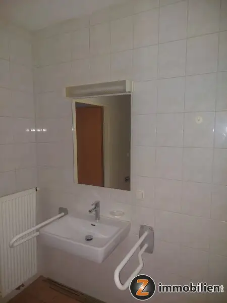 Jennersdorf: Gepflegte Wohnung, Ruhelage