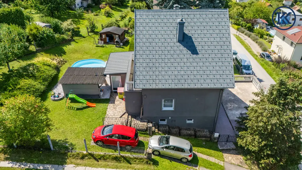 Vielseitiges Wohnhaus mit Garten, Pool & Ausblick – Ruhelage in Eichgraben