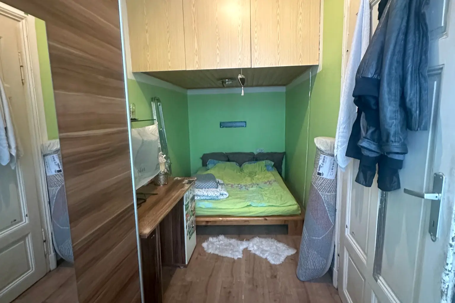Anlegerwohnung in ruhiger Seitengasse unweit der U6 Station Gumpendorfer Straße