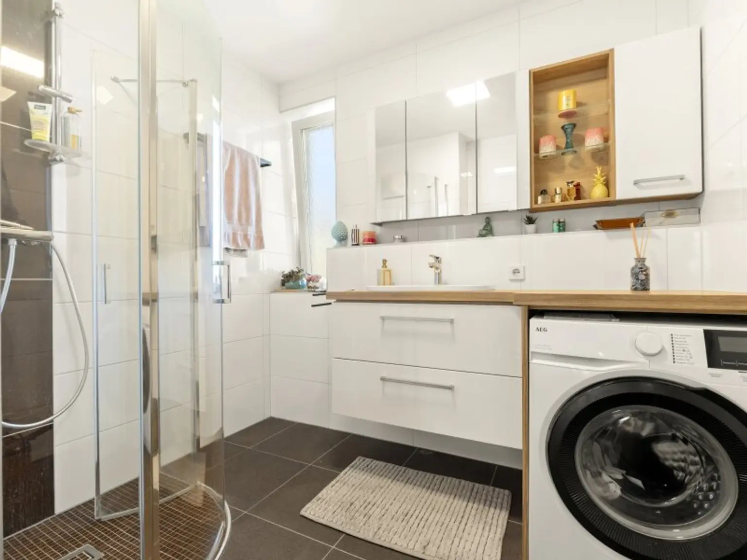 Traumhafte 100m² 4 Zi Wohnung plus 15,00m² Südbalkon in Grafenstein - 10 min. nach Klagenfurt