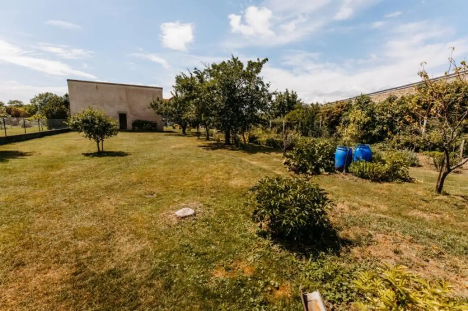 Erleben Sie die  Ausstrahlung. Landhaus in typisch  Weinviertler „L“ Form, bestgepflegt