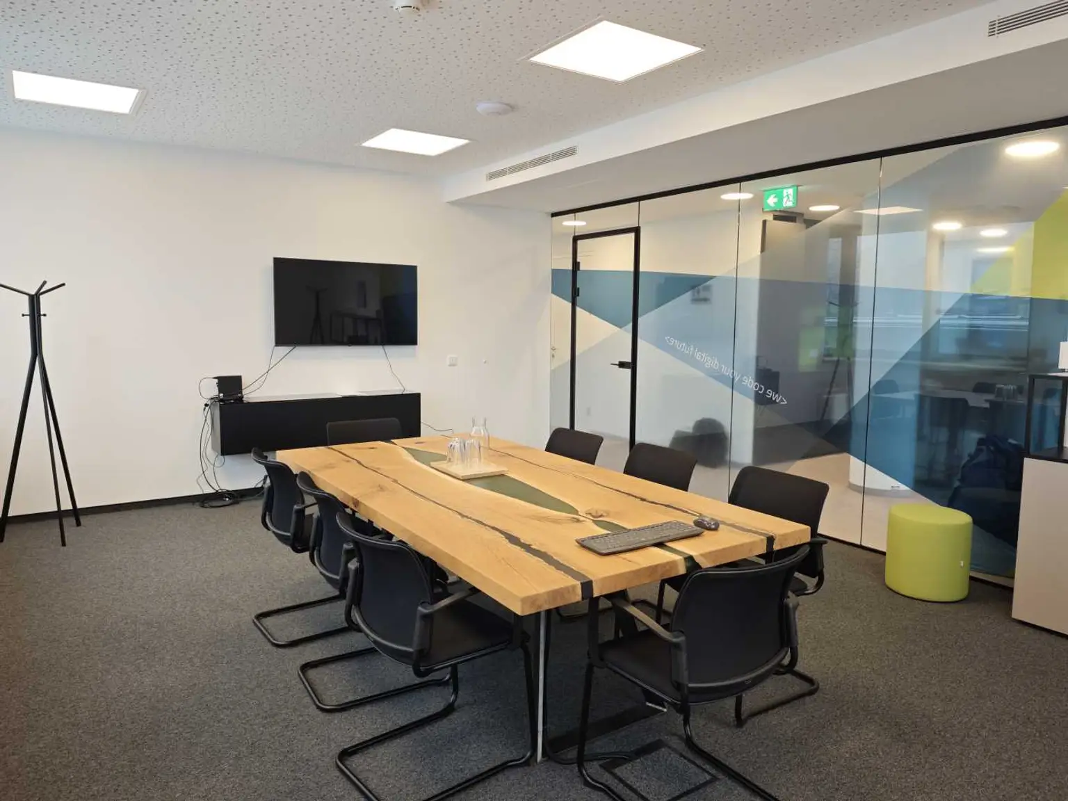 Neuwertige Bürofläche im Wissenspark Puch Urstein zu mieten