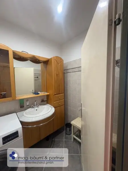 Familienwohnung am Wienerberg, 5 Zimmer mit Balkon und Gartennutzung