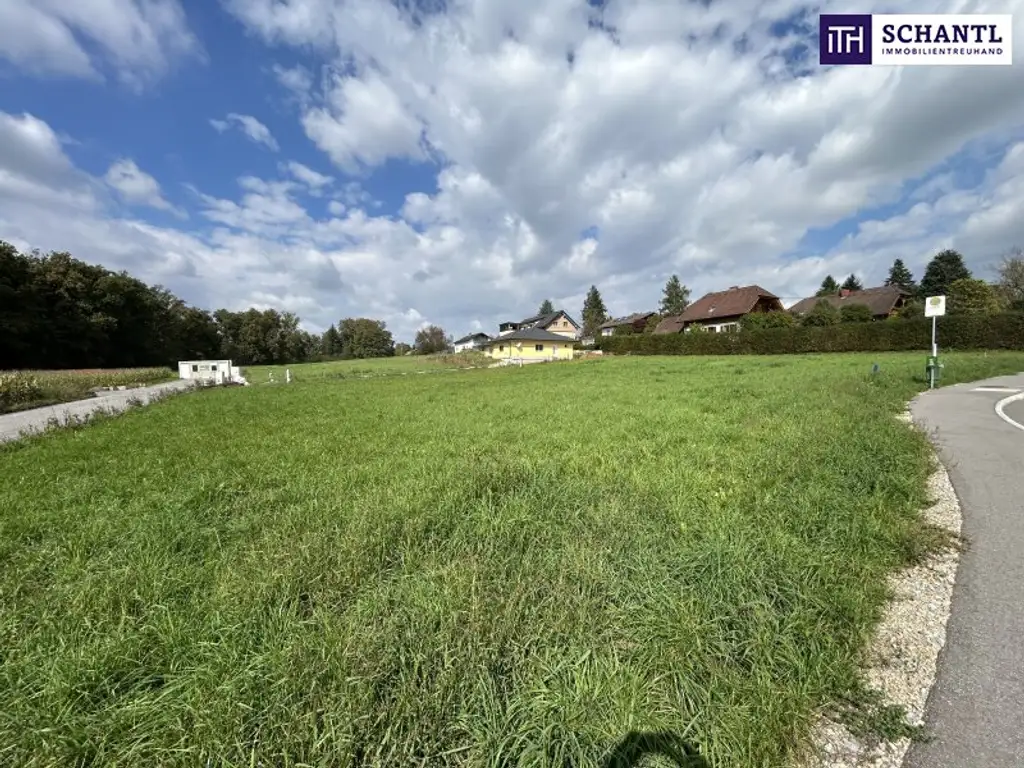 FABELHAFTES Grundstück! VOLLERSCHLOSSENES und FLACHES BAUGRUNDSTÜCK! TOP Anbindung! IDYLLISCHE Umgebung!
