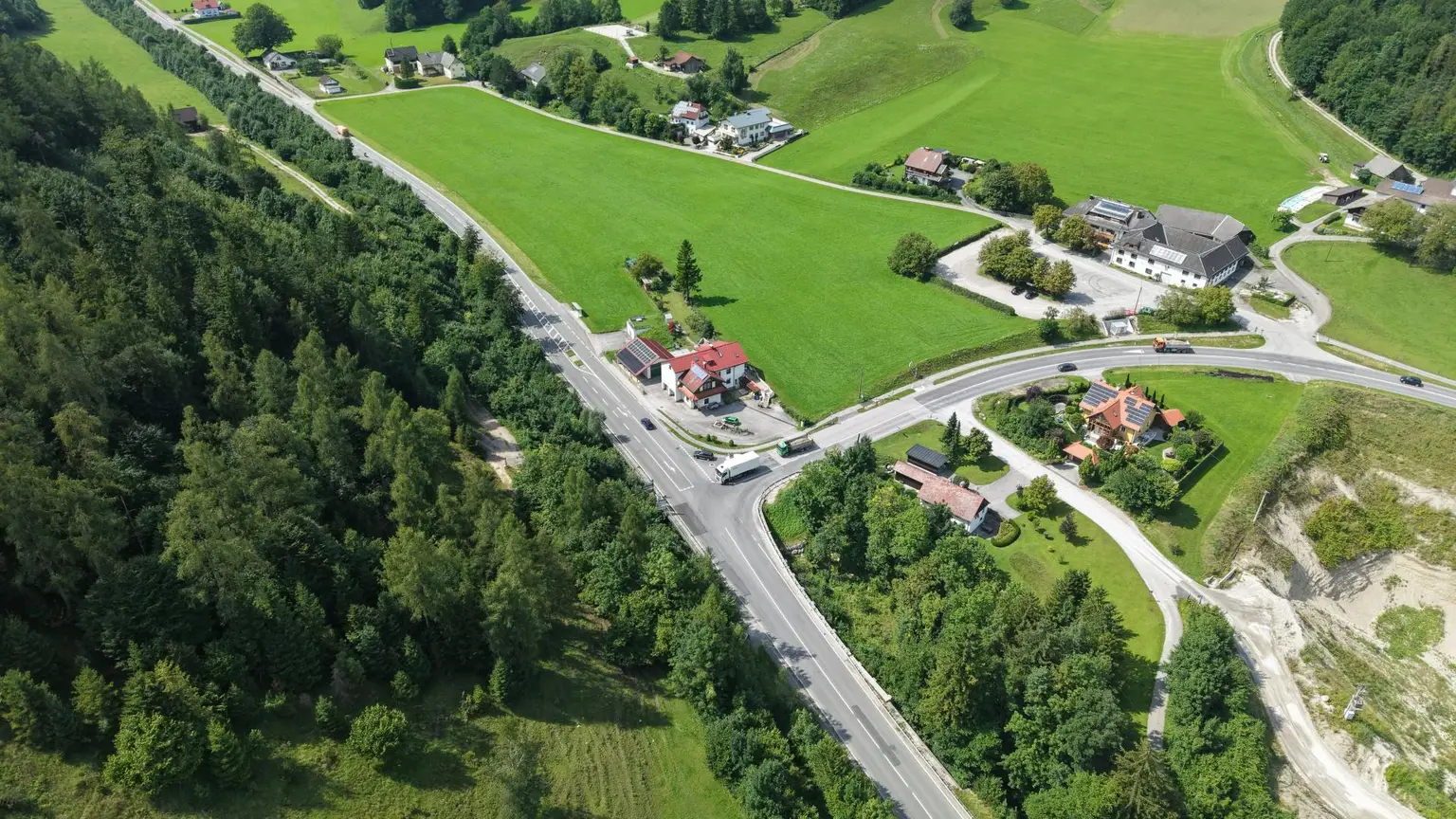 "Hof zur Steinwänd" Gasthof und Bauernhof mit Fremdenzimmern - Wald und Wiesen!