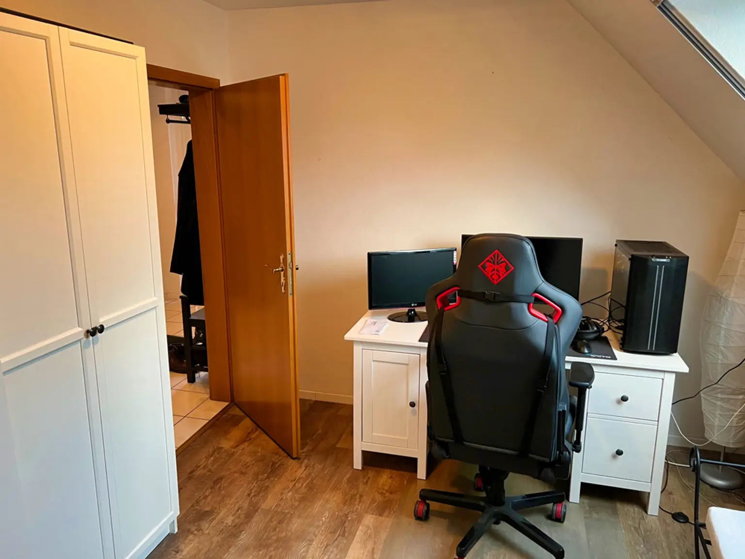Kapitalanleger aufgepasst! 3-Parteien-Haus in Westoverledingen!