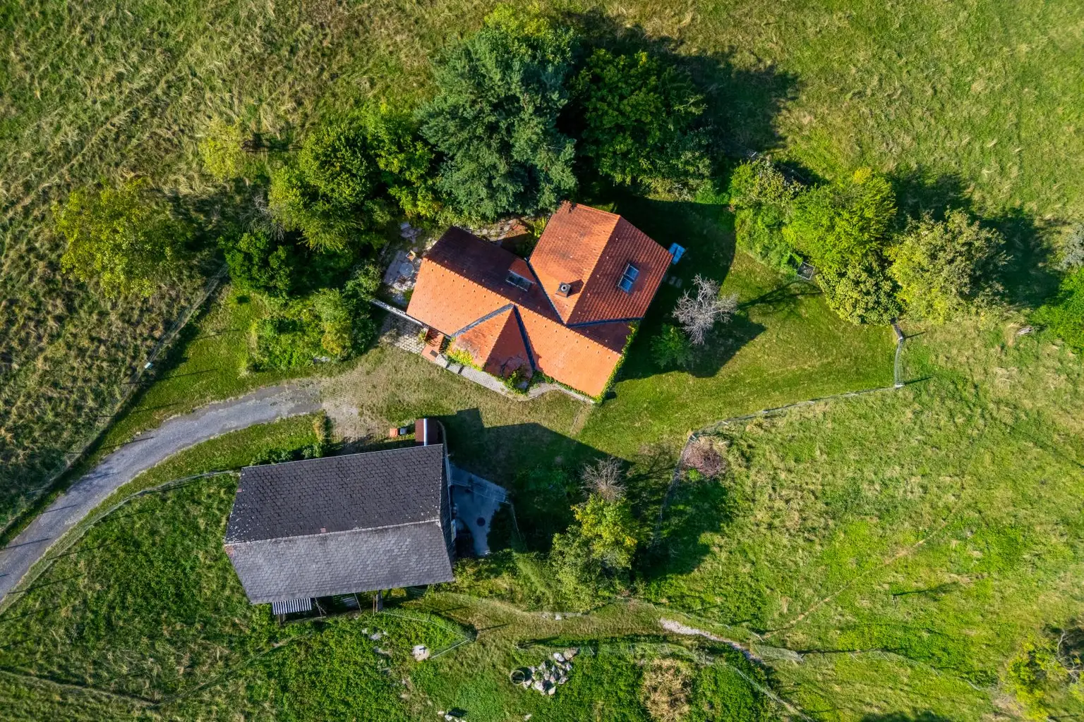 Landhaus mit Scheibengrundstück 23 Minuten vor Graz!