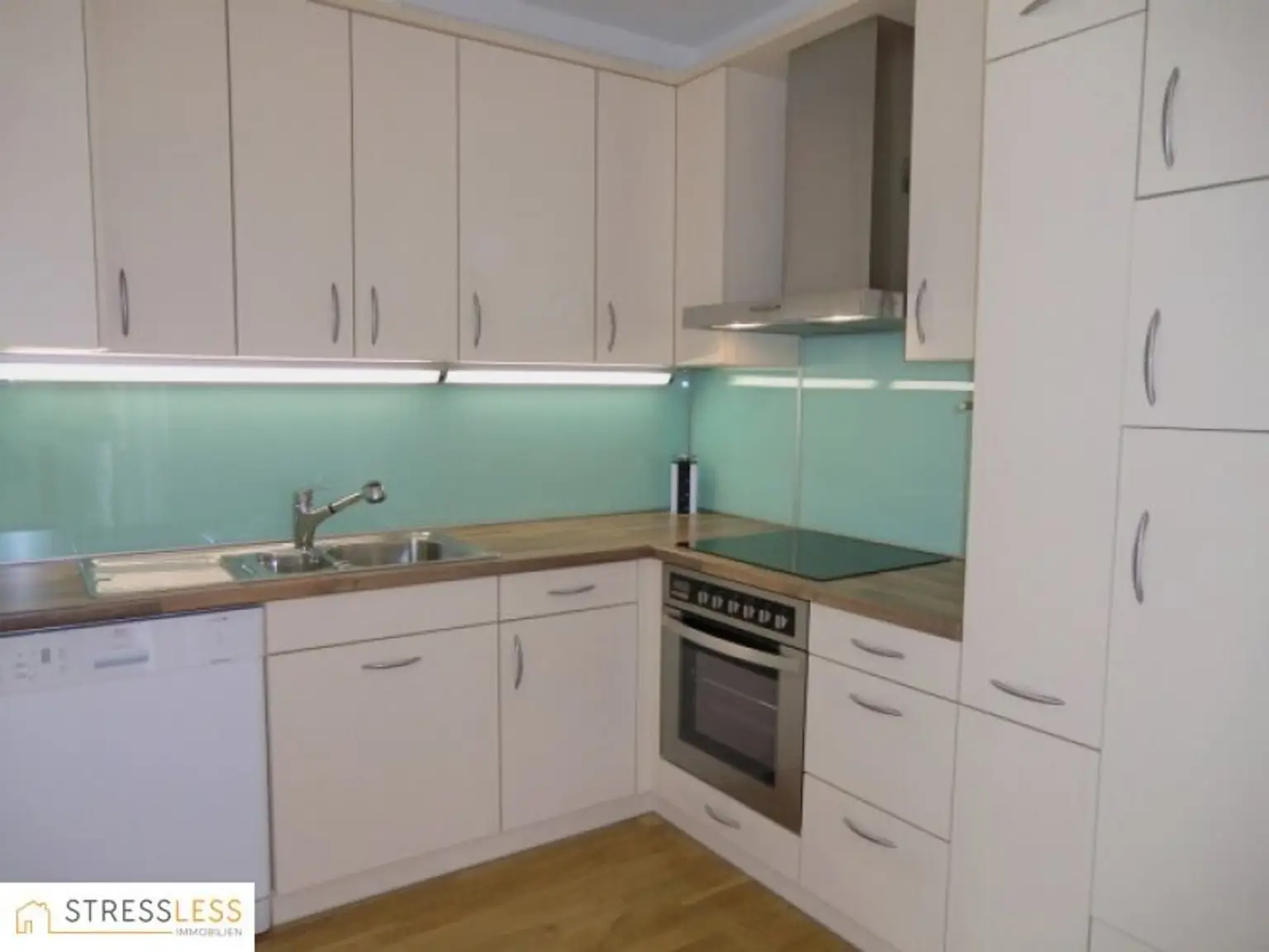 Exklusive 3-Zimmer Maisonette-Wohnung im Herzen von Korneuburg mit 2 Balkonen und imposanter Dachterrasse