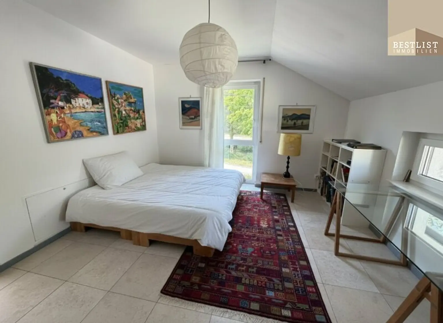Moderne Eleganz trifft Naturidylle – energieeffizientes Einfamilienhaus mit großzügiger Terrasse in der Hinterbrühl
