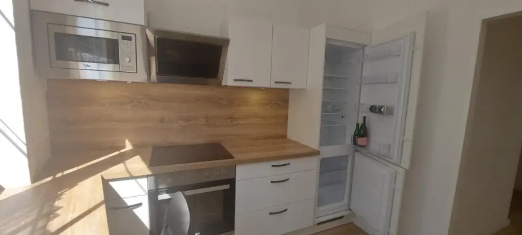 Altbau-Liebling in Toplage von Baden – 85m² Wohntraum mit Parkplatz!