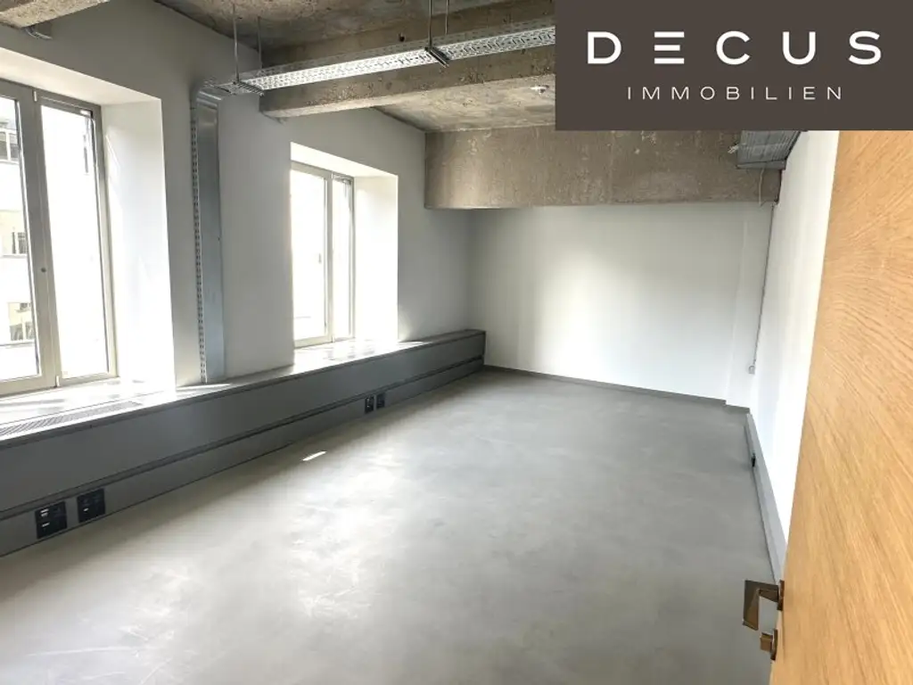 + + + Office-Lofts-FABRICATUR + + + hochmodernes Büro GEKÜHLT + + + 3 Räume + + + (RESERVIERT)