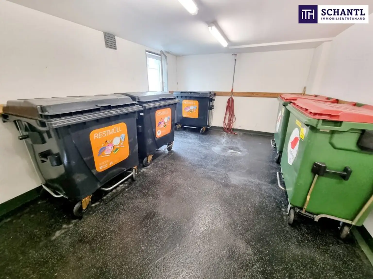 Traumhafter Fernblick + Absolute Grün- und Ruhelage + Tolle Raumaufteilung + Garagenplatz inklusive! Das perfekte Zuhause über den Dächern...
