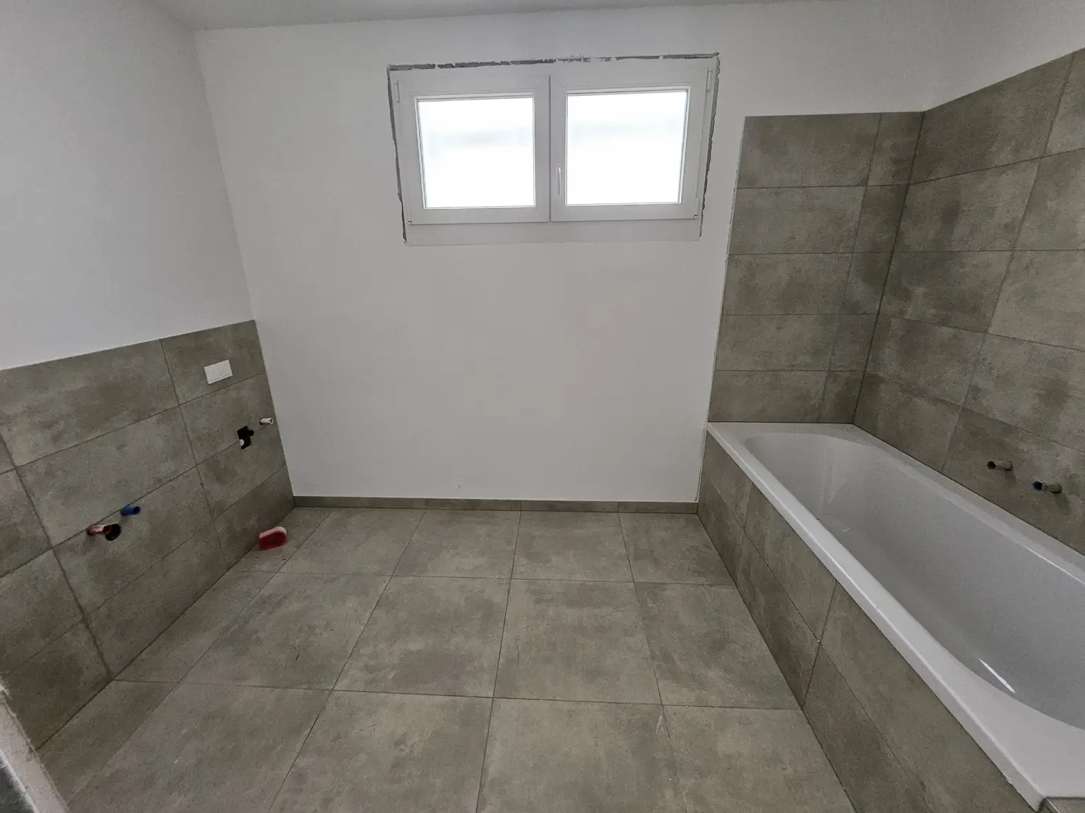 Erstbezug mit Stil: 2-Zimmer-Wohnung mit Loggia und großzügiger Wohnküche