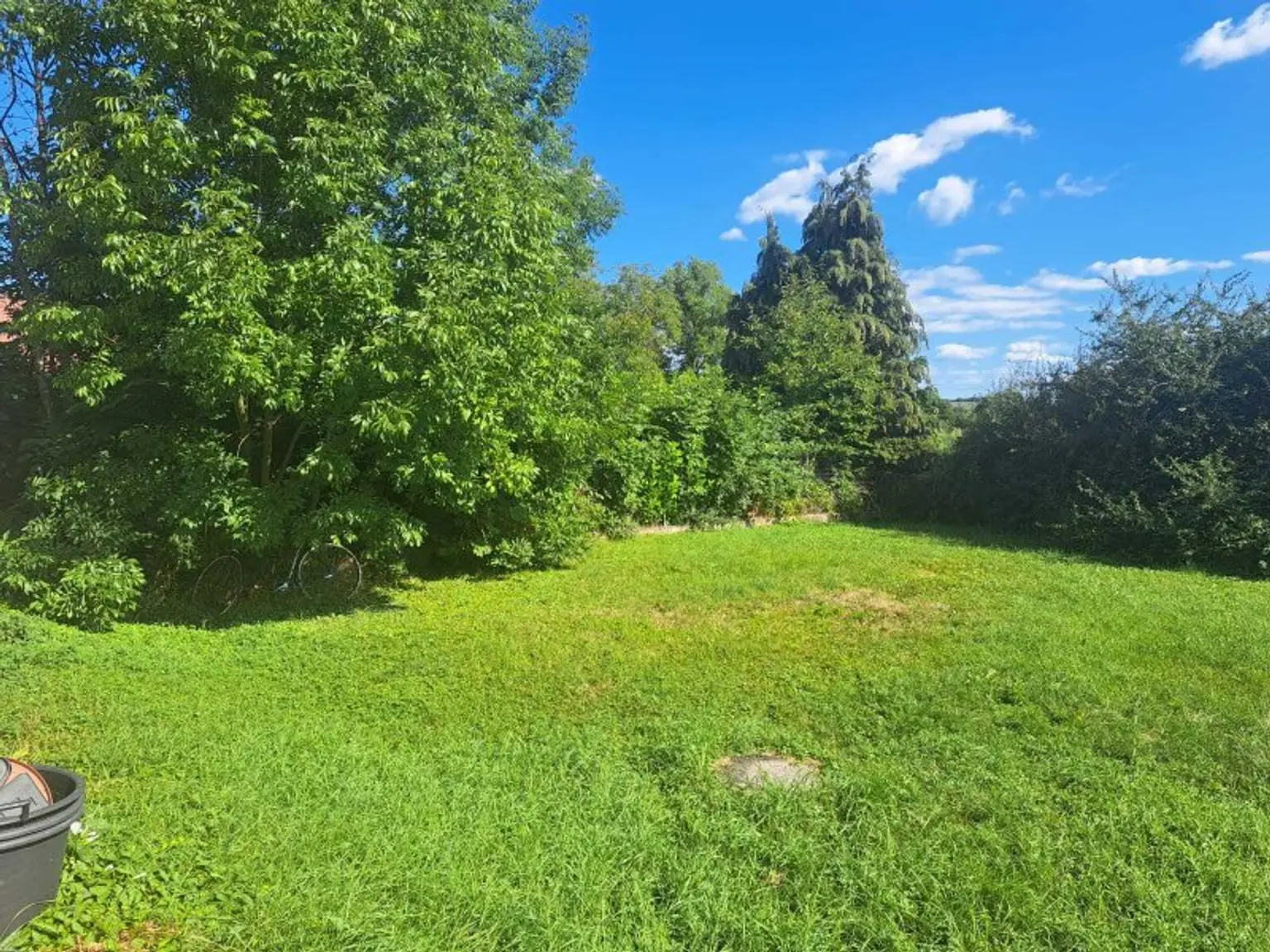 Wohnen auf einer Ebene: Gepflegtes Haus mit Garten und Doppelgarage in Unterwart