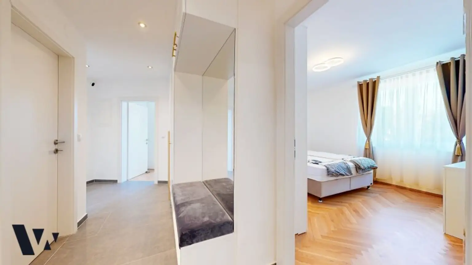 VOLLMÖBLIERTE 4-ZIMMER-DESIGNERWOHNUNG MIT BALKON | VIDEO-PRÄSENTATION