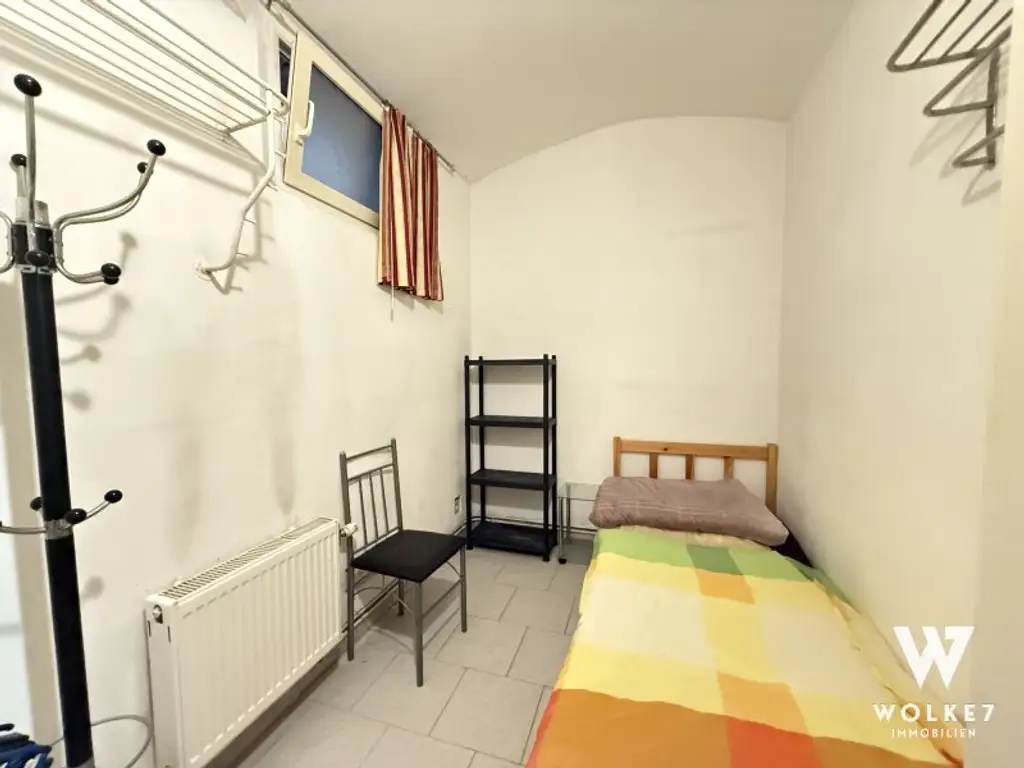 Ehemaliges Bordell – vielseitig nutzbare Immobilie mit 9 Zimmern